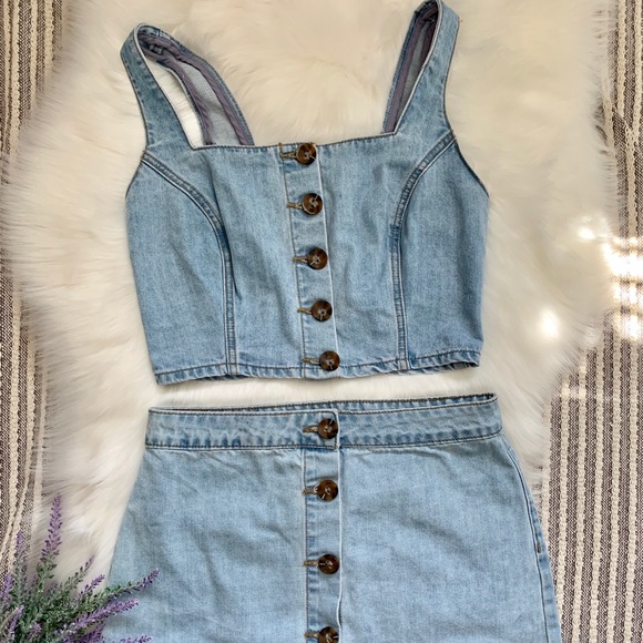 đź–¤JEAN SKIRT AND TOP SET - Picture 2 of 5